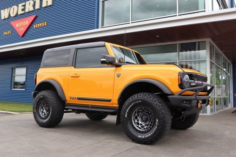 2021 FORD Bronco