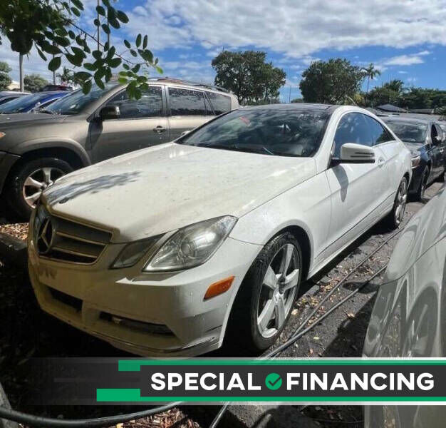 2013 MERCEDES-BENZ E-Class