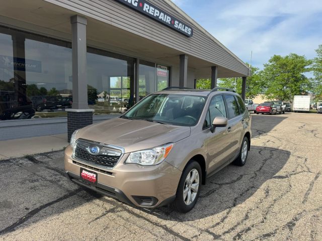 2015 SUBARU Forester