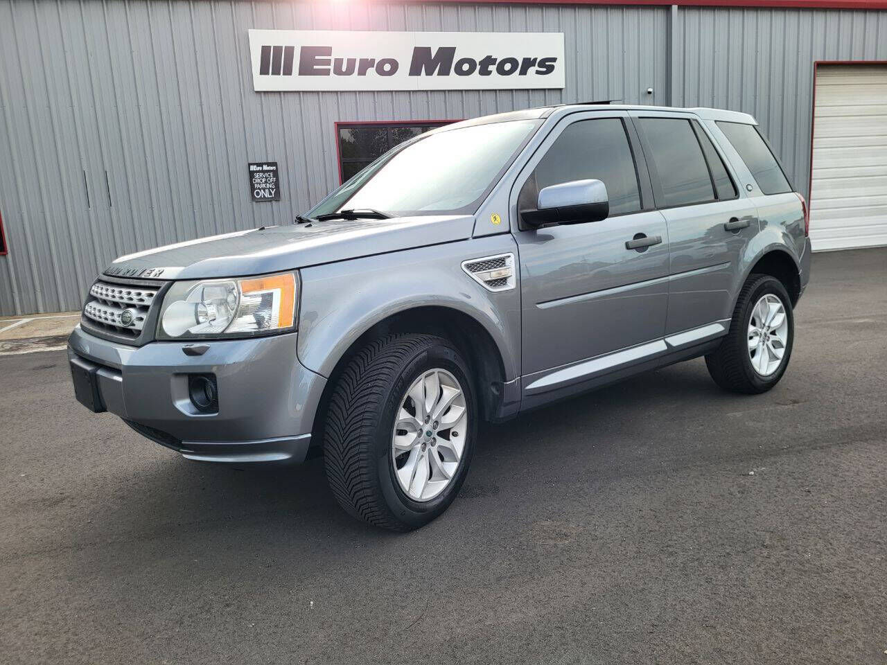 2012 LAND ROVER LR2