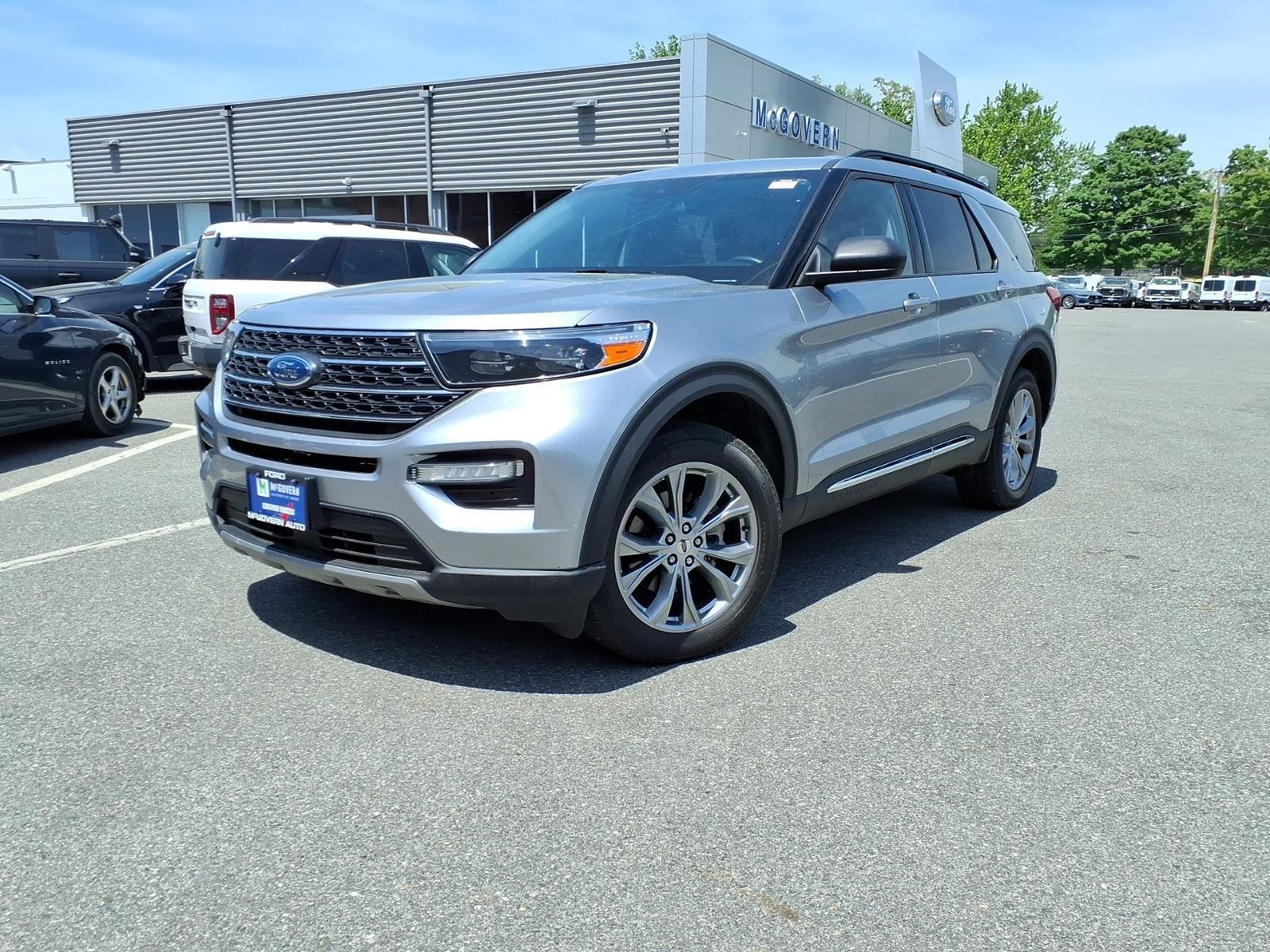 2023 FORD Explorer
