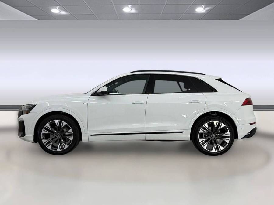 2026 Audi Q8