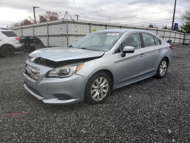 2015 SUBARU Legacy