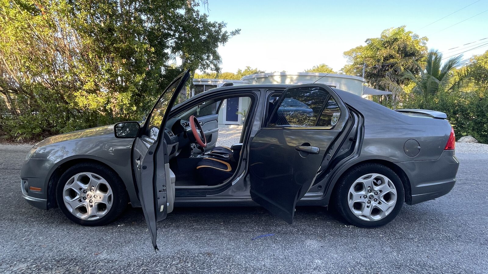 2011 FORD Fusion