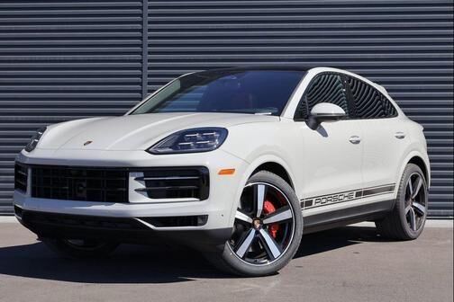 2026 PORSCHE Cayenne