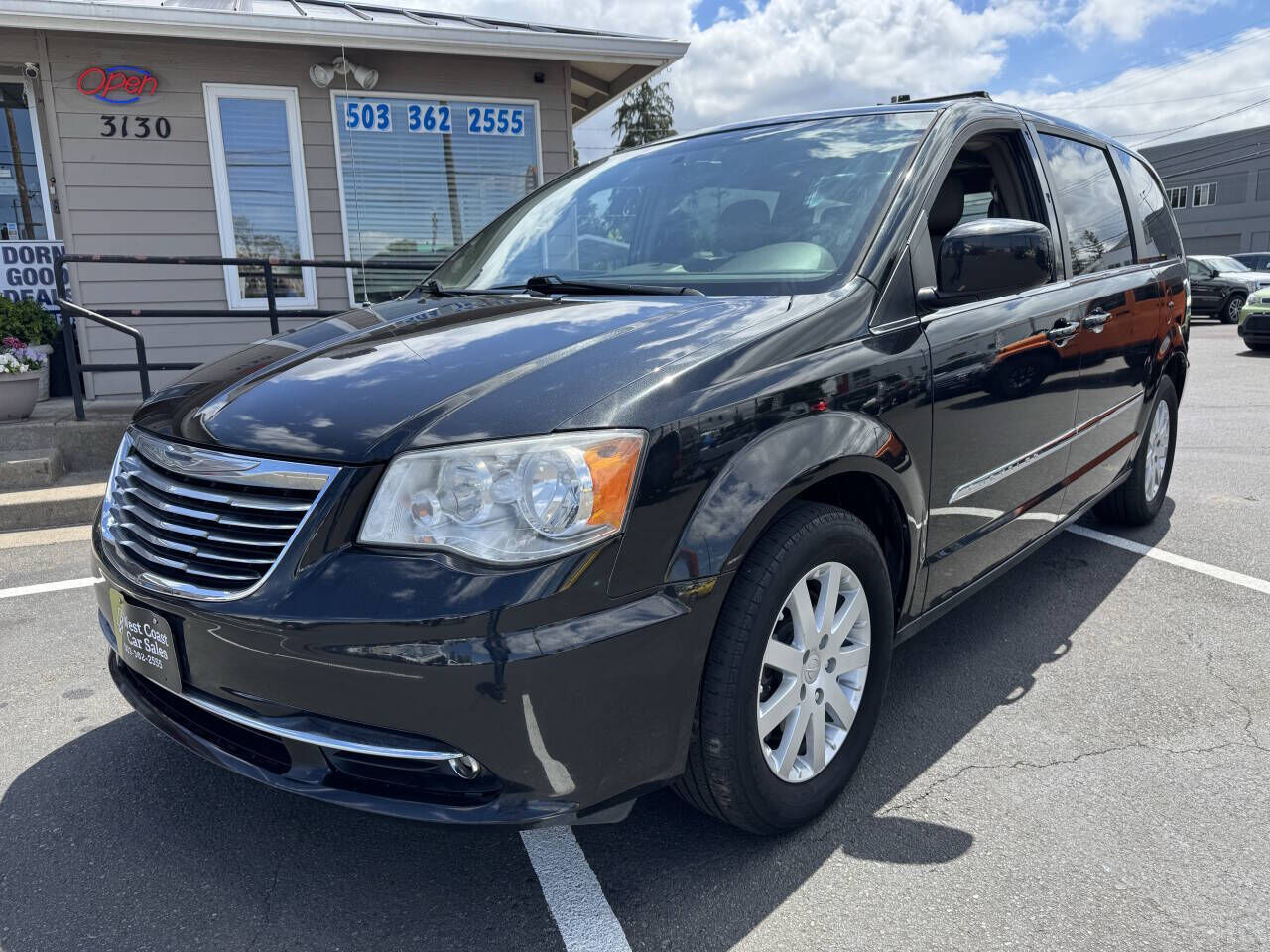 2014 CHRYSLER Town and Country