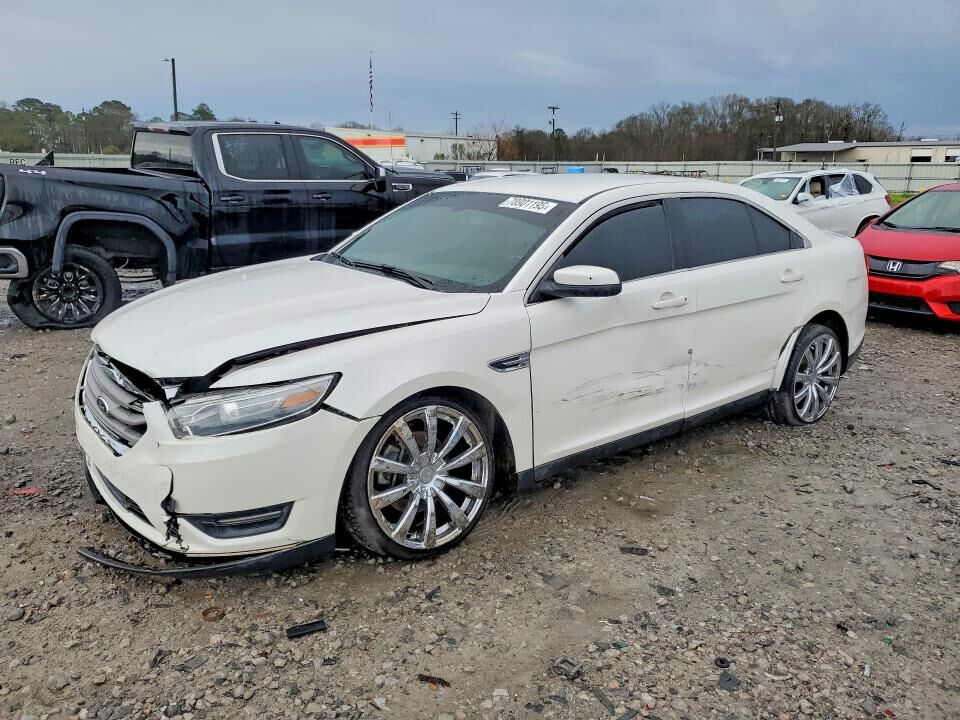 2013 FORD Taurus