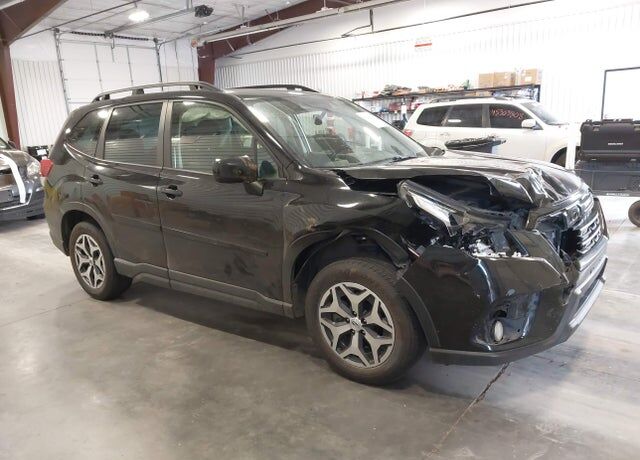 2023 SUBARU Forester
