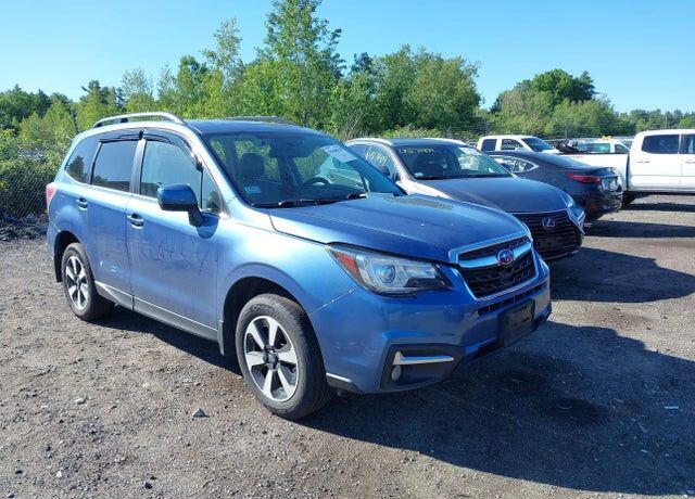2017 SUBARU Forester