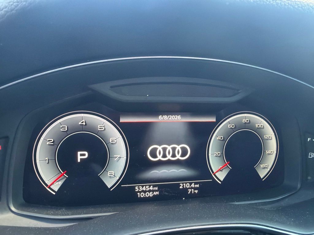 2021 Audi Q8