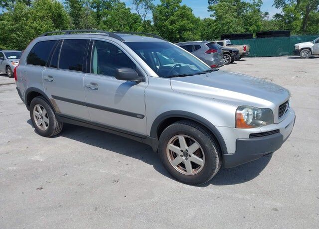 2004 VOLVO XC90