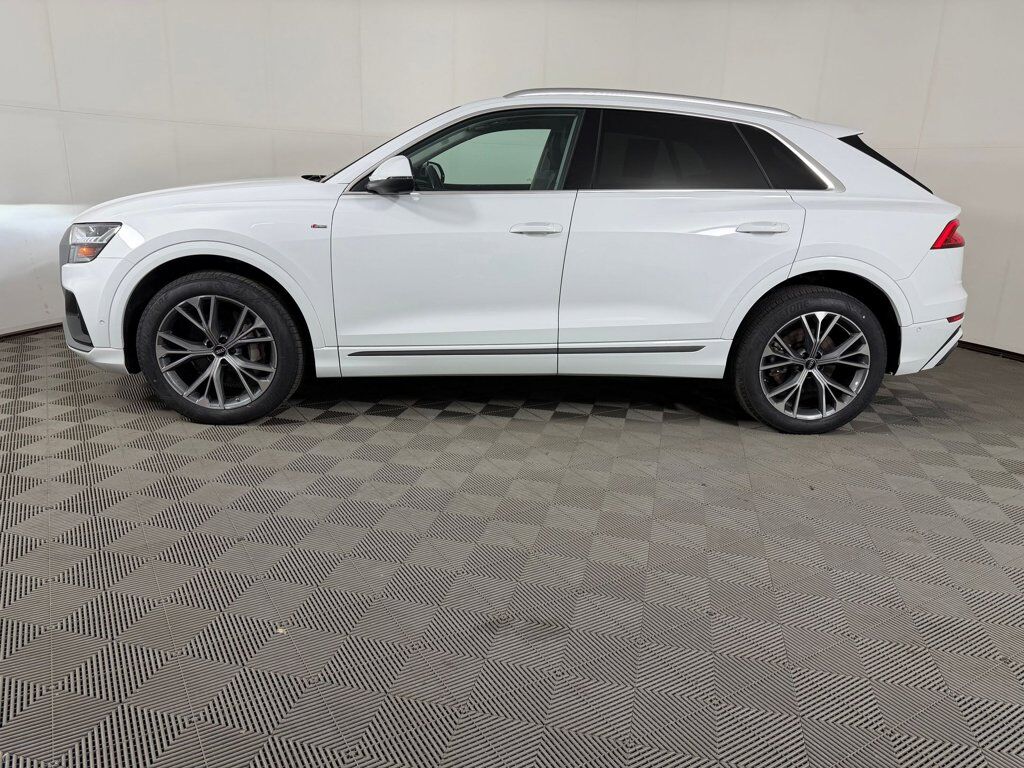 2023 Audi Q8