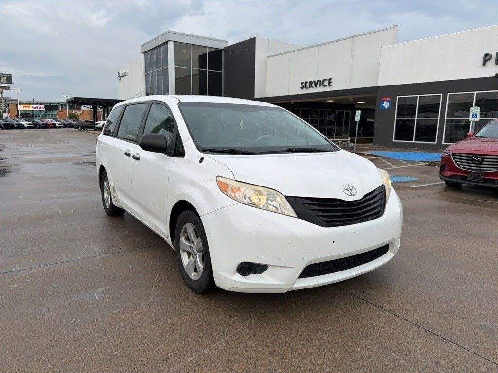2013 TOYOTA Sienna
