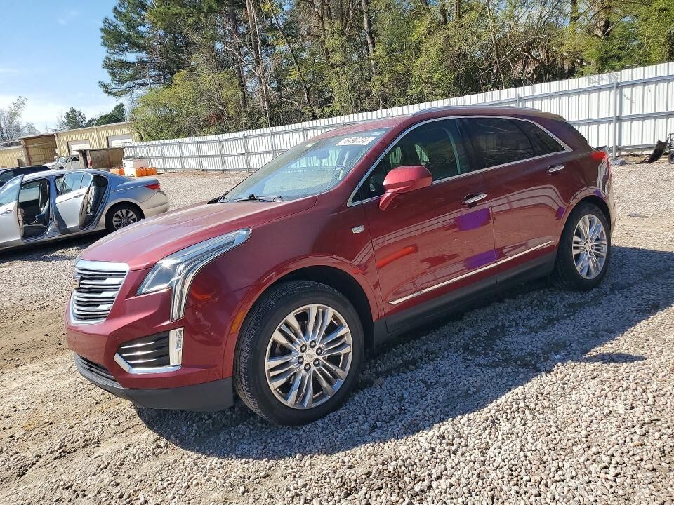 2017 CADILLAC XT5