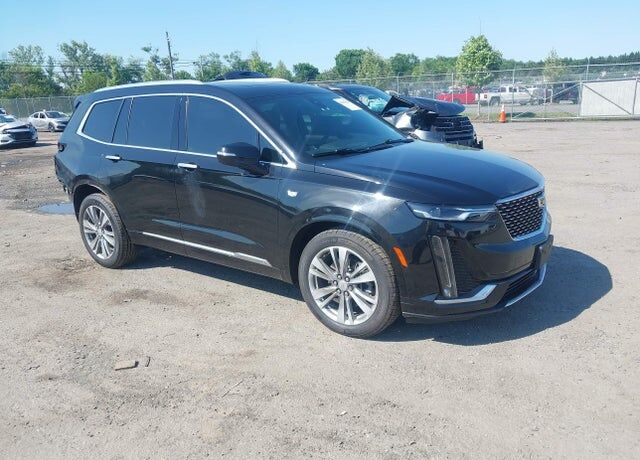 2022 CADILLAC XT6