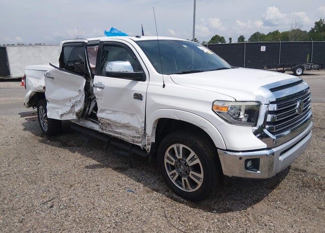 2019 TOYOTA Tundra