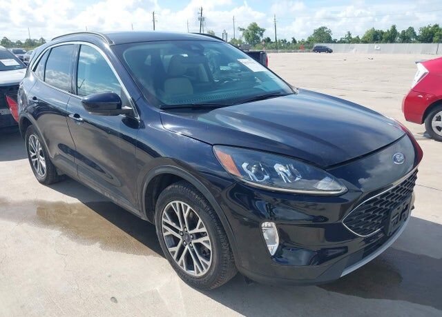 2021 FORD Escape