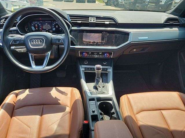 2022 Audi Q3