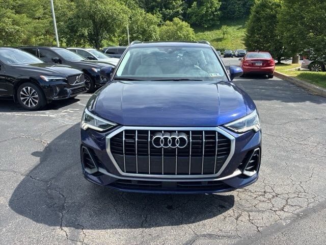 2022 Audi Q3