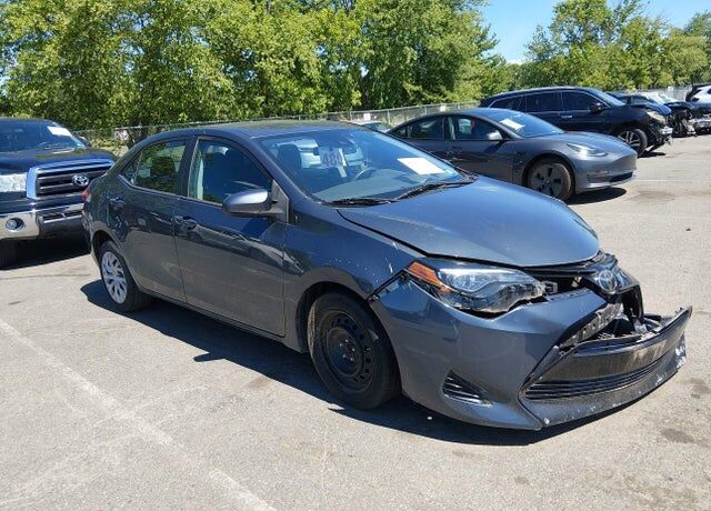 2018 TOYOTA Corolla
