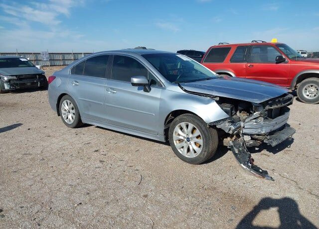 2015 SUBARU Legacy