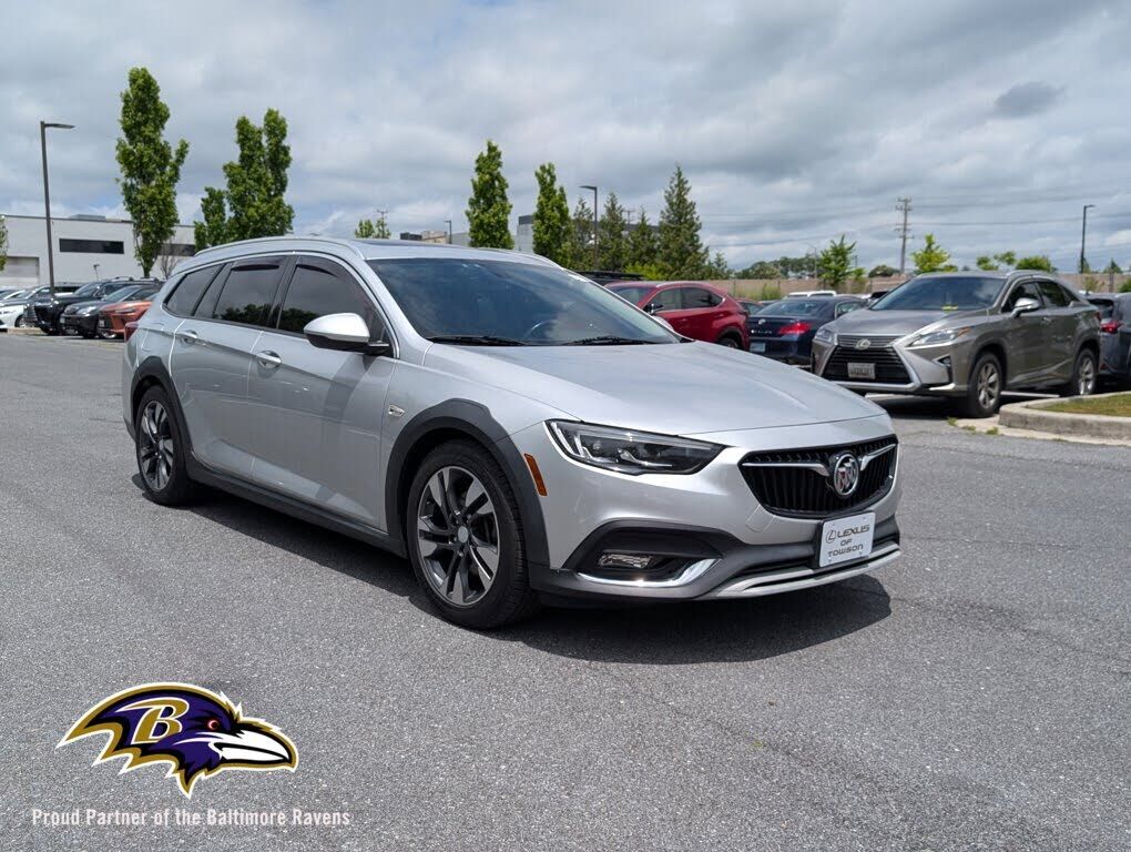 2018 BUICK Regal TourX