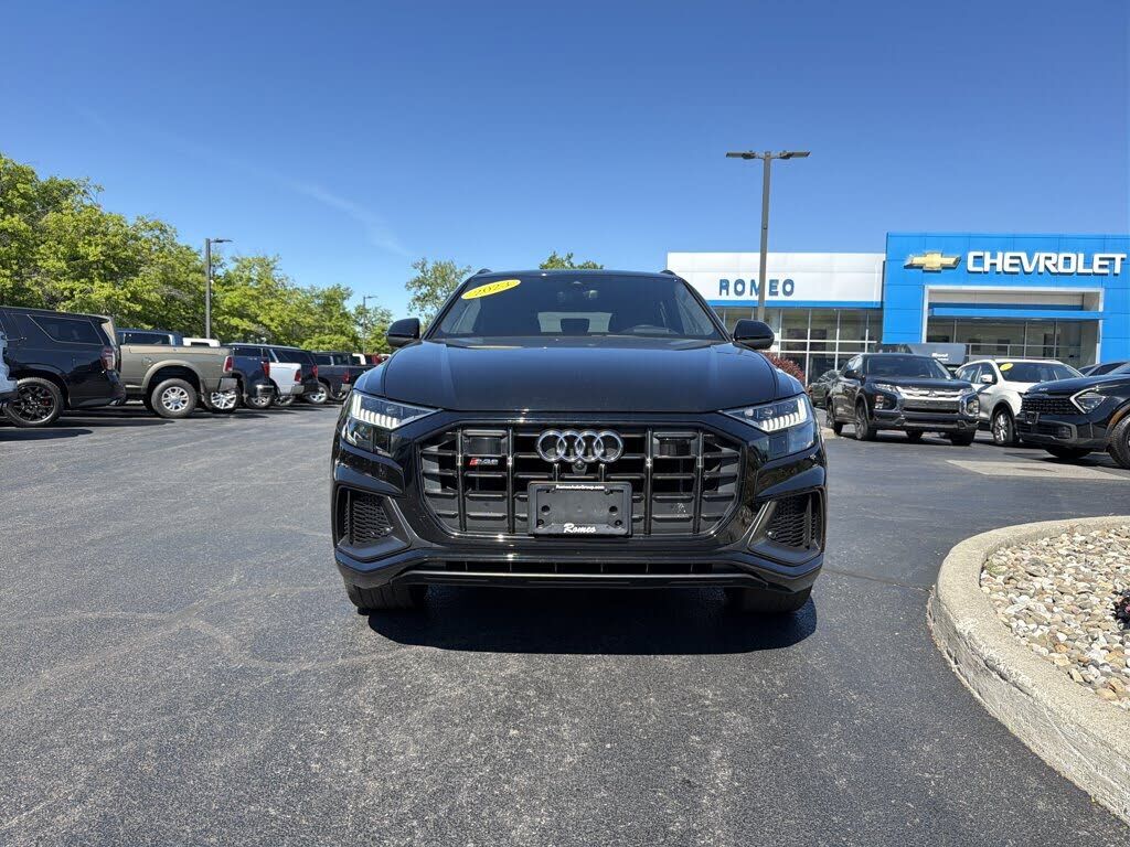 2023 Audi SQ8