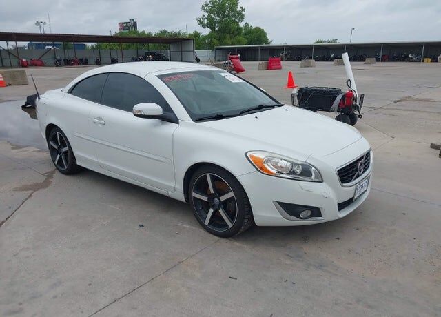 2012 VOLVO C70 / C30