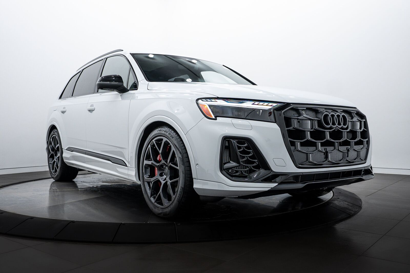 2026 AUDI SQ7