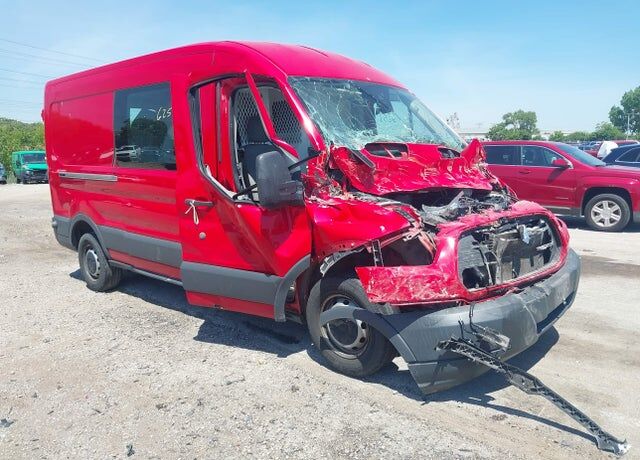 2015 FORD Transit