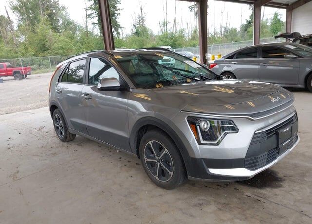 2025 KIA Niro