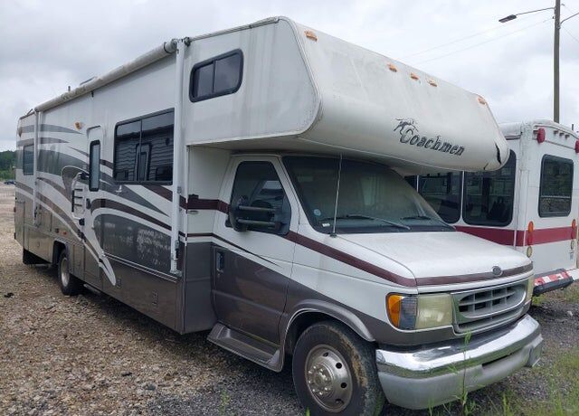 2002 FORD E-450