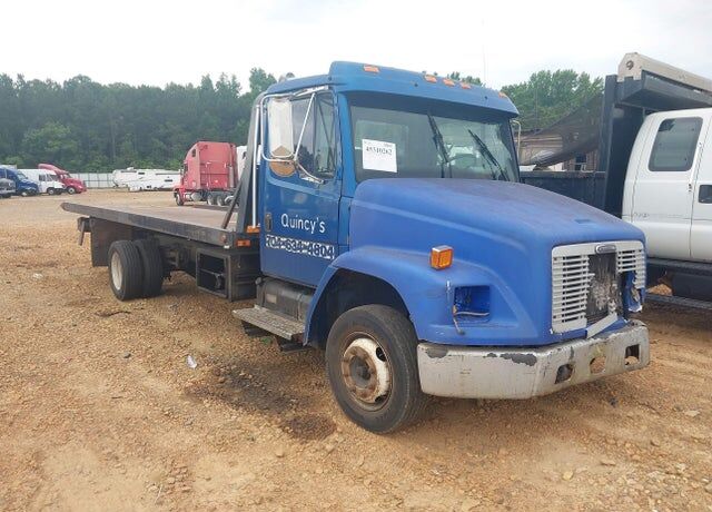 2001 FREIGHTLINER 108SD