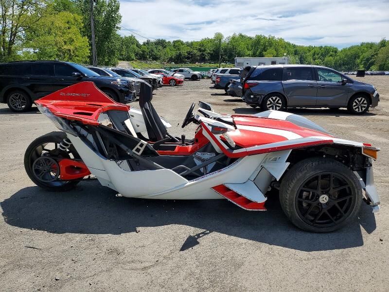 2016 SLINGSHOT Slingshot SL