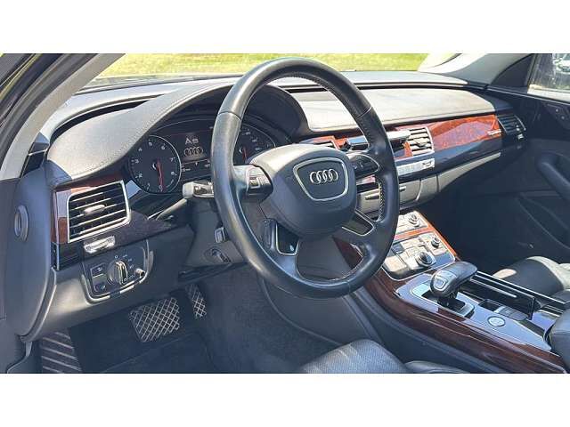 2013 Audi A8
