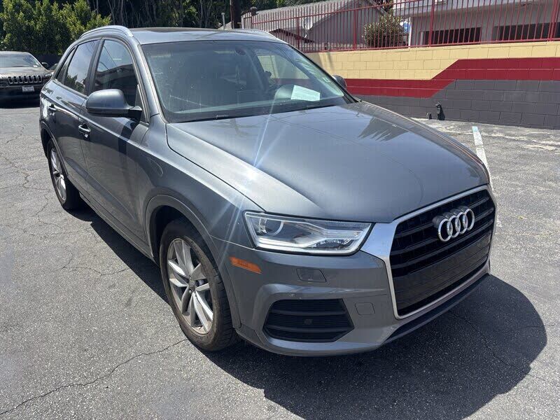 2017 AUDI Q3