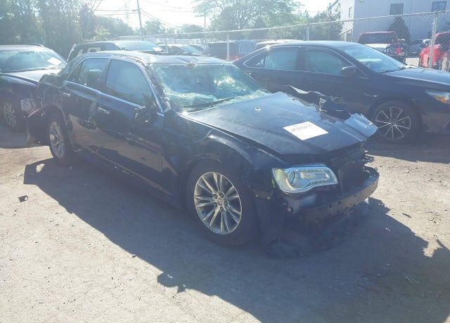 2017 CHRYSLER 300