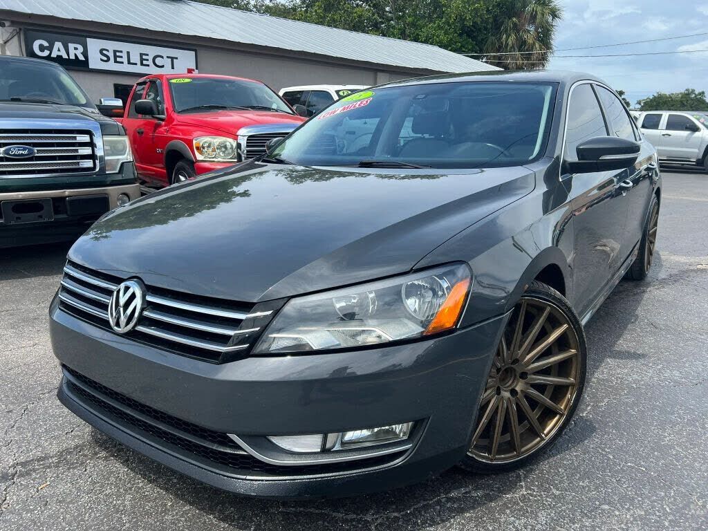 2015 VOLKSWAGEN Passat