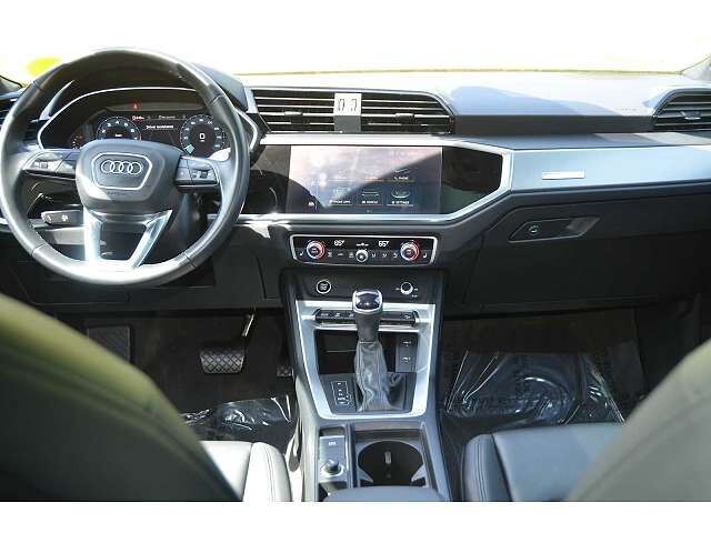 2022 Audi Q3