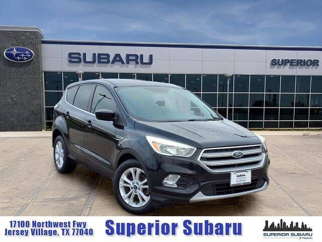 2017 FORD Escape