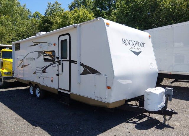 2013 FOREST RIVER Real-lite / Rockwood Lite Weight Trailers