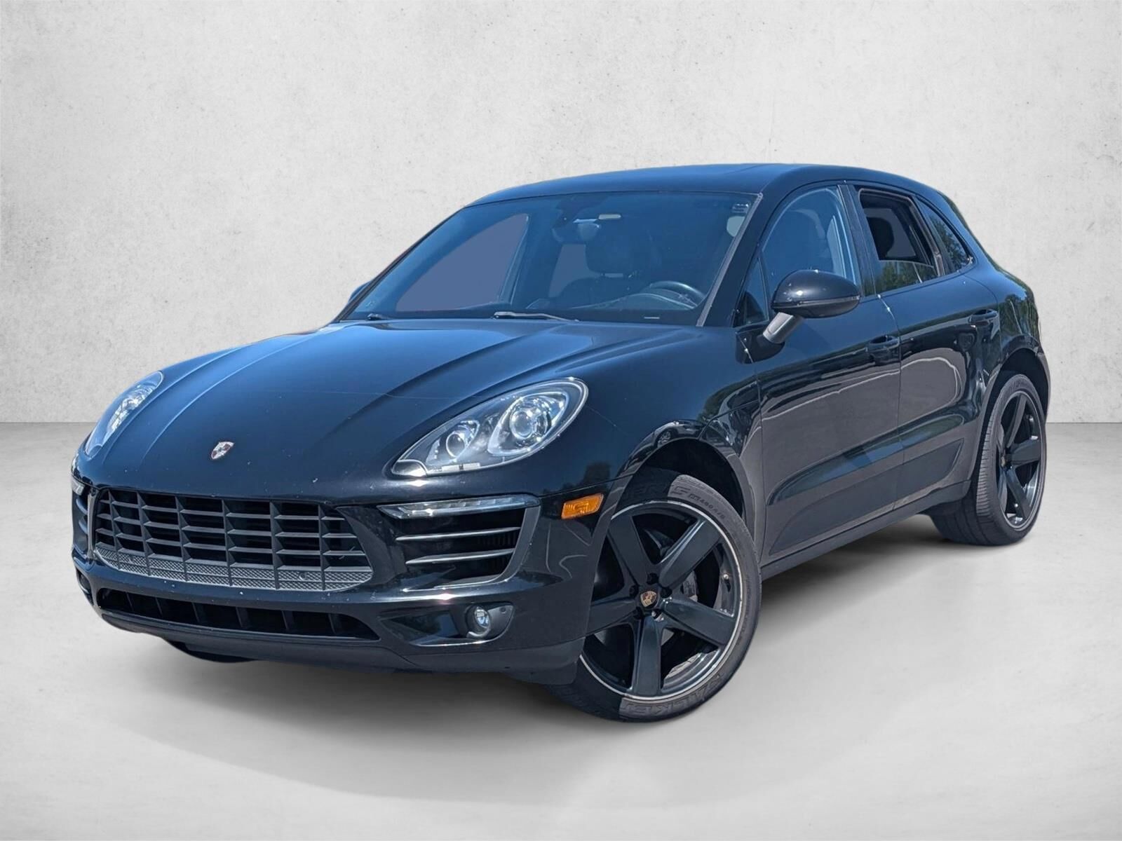 2016 PORSCHE Macan