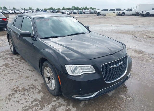 2016 CHRYSLER 300