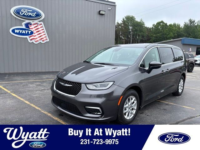 2023 CHRYSLER Pacifica