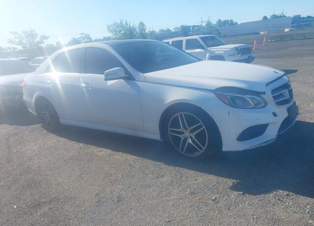 2015 MERCEDES-BENZ E-Class