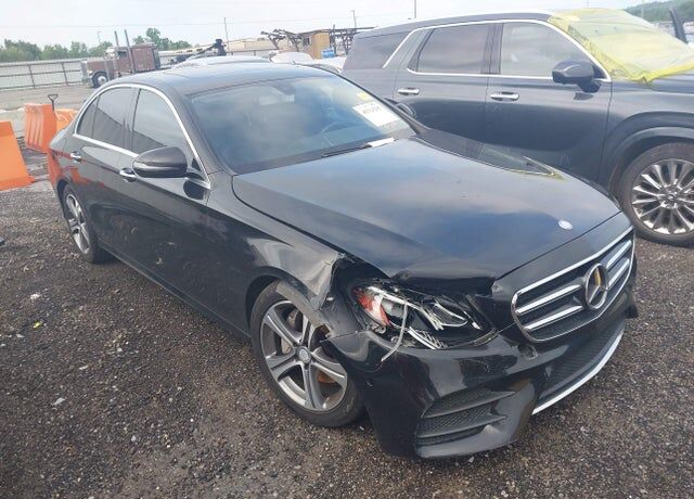 2017 MERCEDES-BENZ E-Class