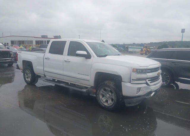 2017 CHEVROLET Silverado