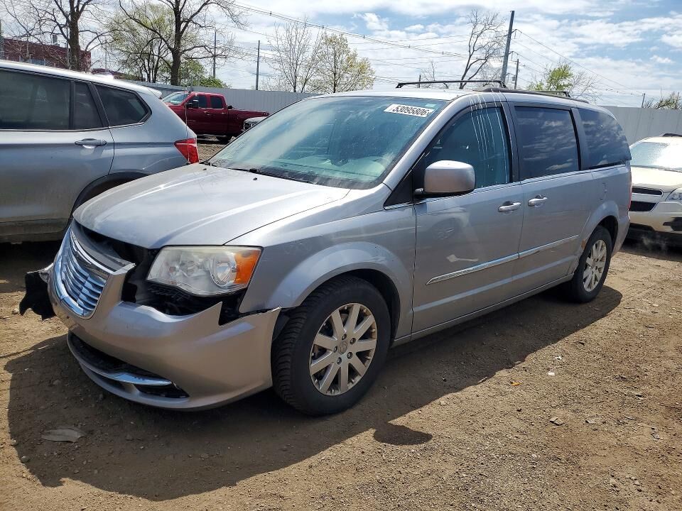 2013 CHRYSLER Town and Country