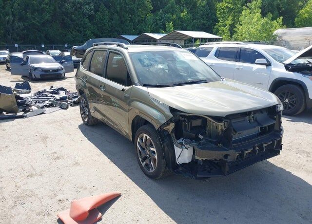 2025 SUBARU Forester