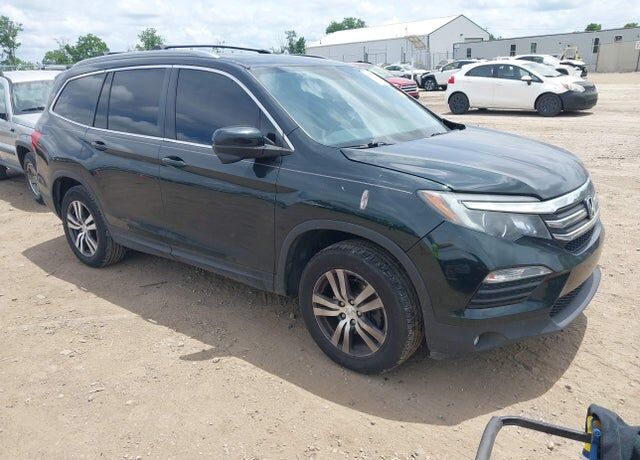 2017 HONDA Pilot
